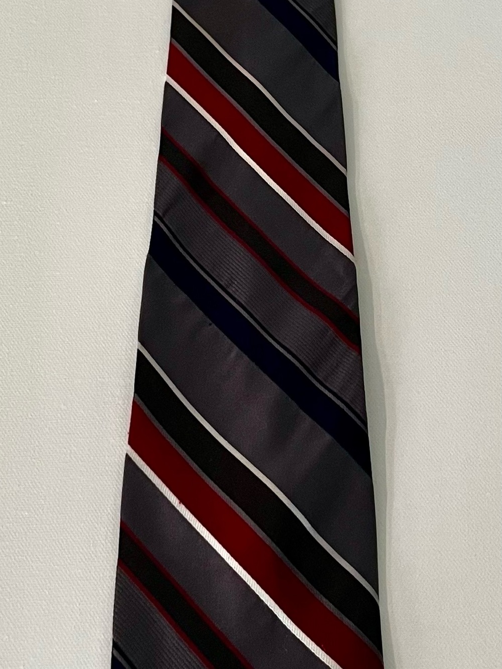 Classic Men's Striped Tie in Gray, Red and Blue